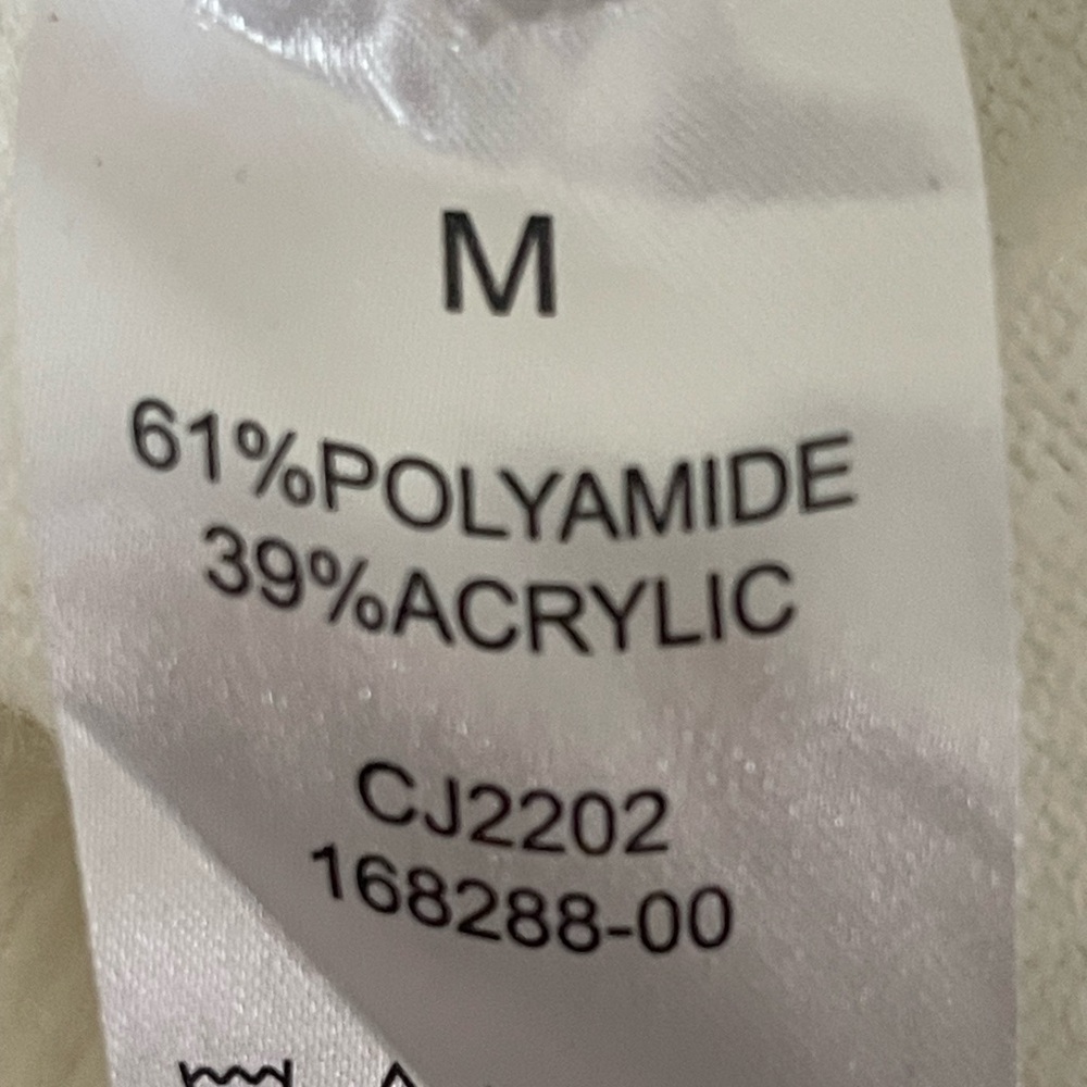 Scalloped V-Neck Lightweight White Sweater - Picture 5 of 5